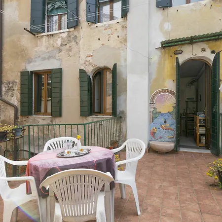 Apartment Romantic Malvasia Venice